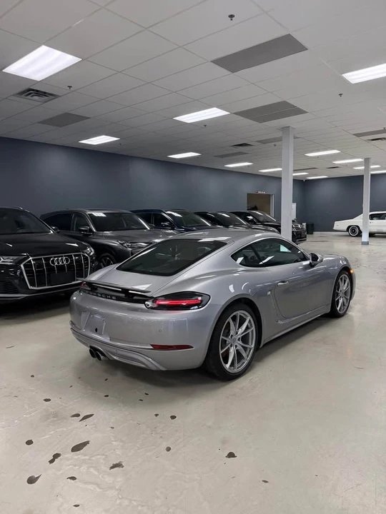2022 Porsche 718 Cayman - Image 7 of 9
