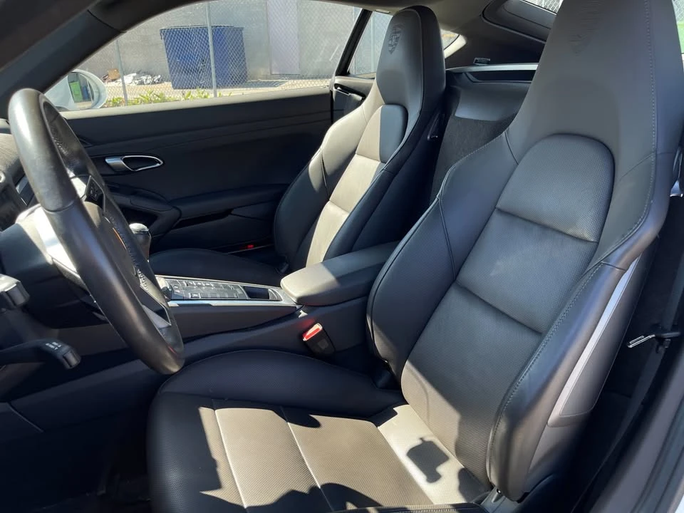 2022 Porsche 718 Cayman - Image 8 of 17
