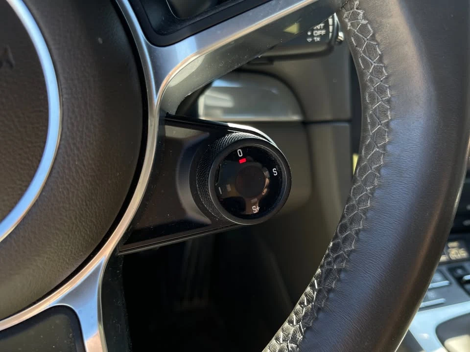 2022 Porsche 718 Cayman - Image 13 of 17