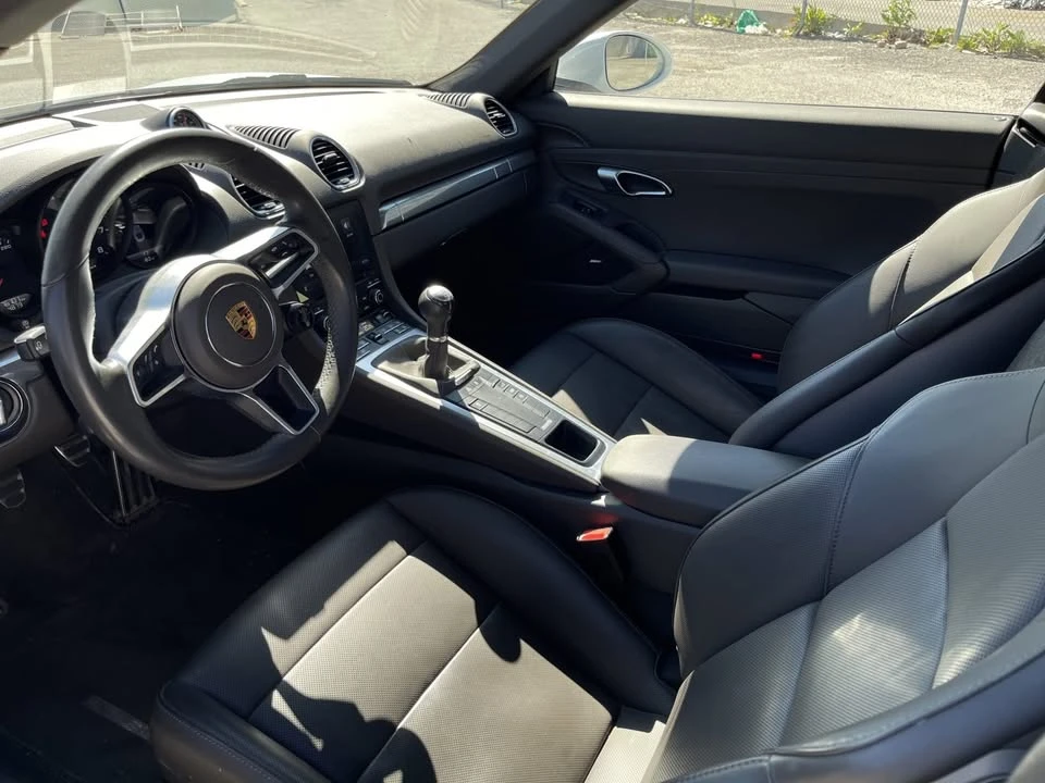 2022 Porsche 718 Cayman - Image 8 of 11