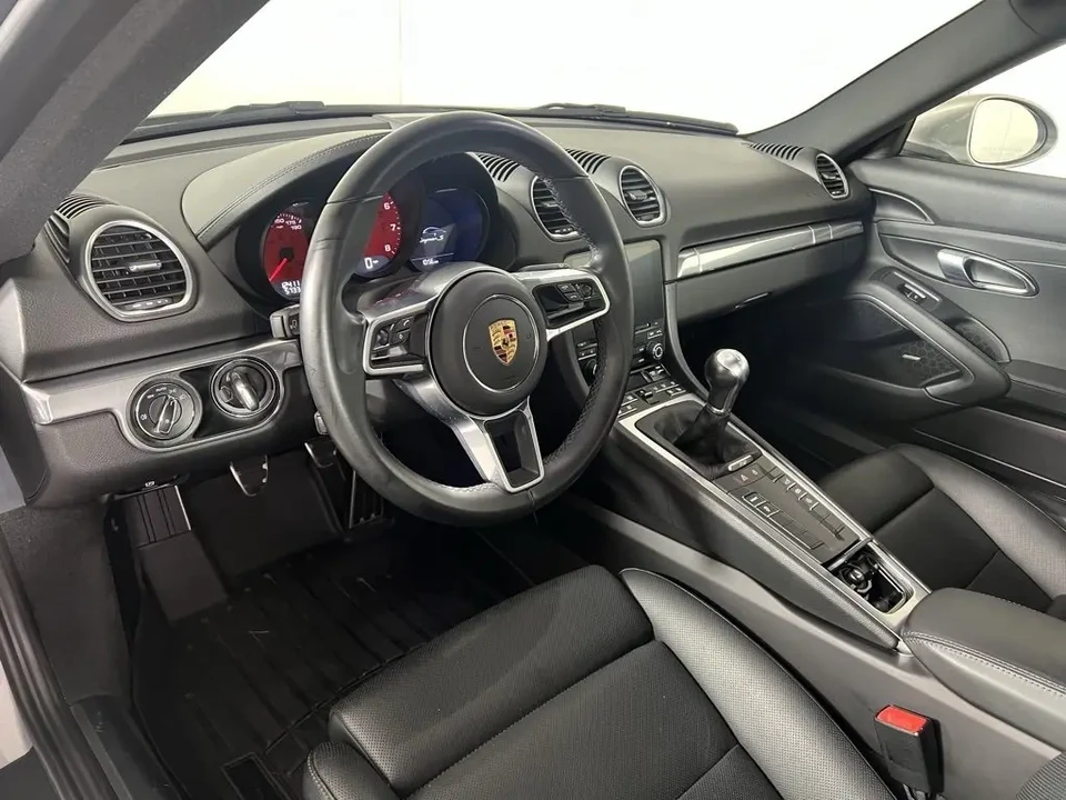 2022 Porsche 718 Cayman S - Image 4 of 7