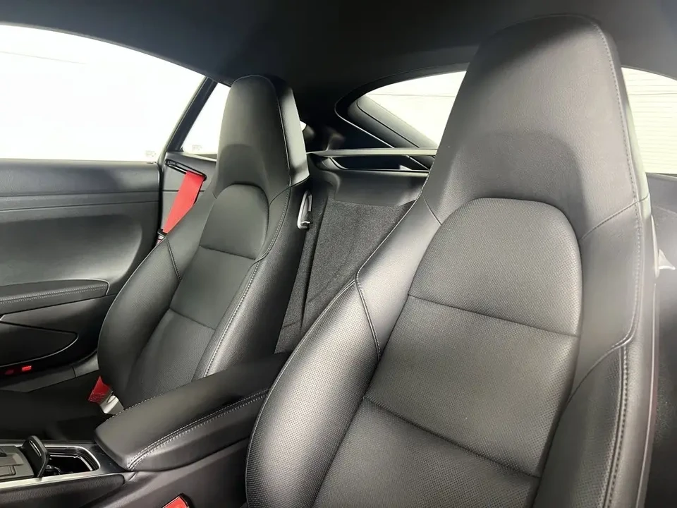 2022 Porsche 718 Cayman S - Image 5 of 7