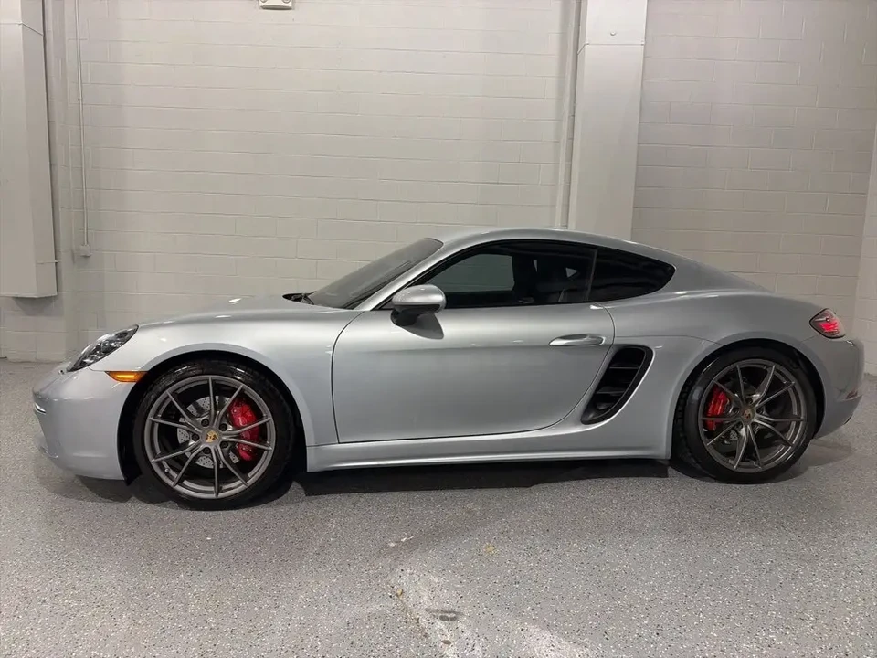 2022 Porsche 718 Cayman S - Image 2 of 8