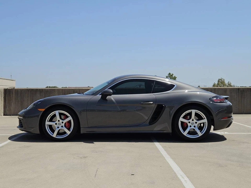 2022 Porsche 718 Cayman S - Image 2 of 5