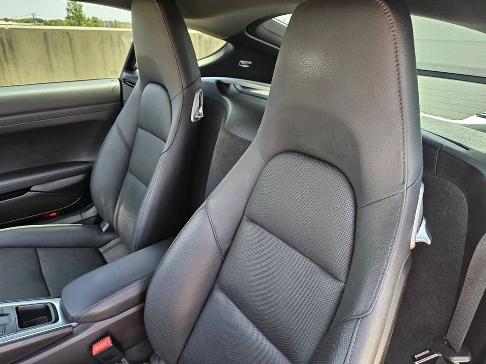 2022 Porsche 718 Cayman S - Image 5 of 5