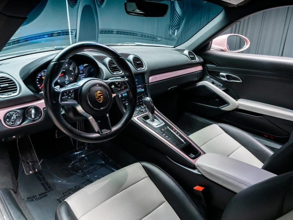 2022 Porsche 718 Cayman S - Image 4 of 12