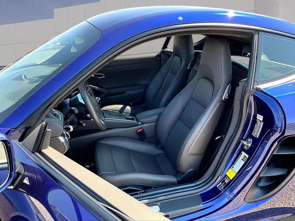2022 Porsche 718 Cayman S - Image 5 of 5