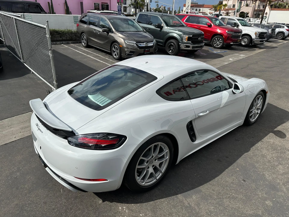 2022 Porsche 718 Cayman - Image 26 of 31