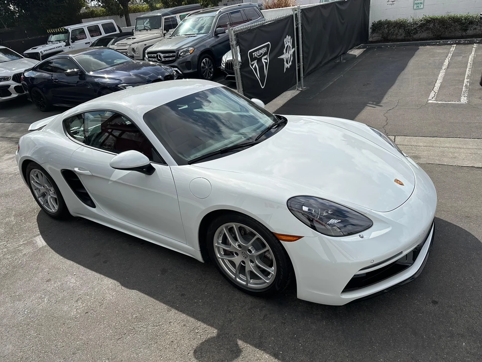 2022 Porsche 718 Cayman - Image 28 of 31