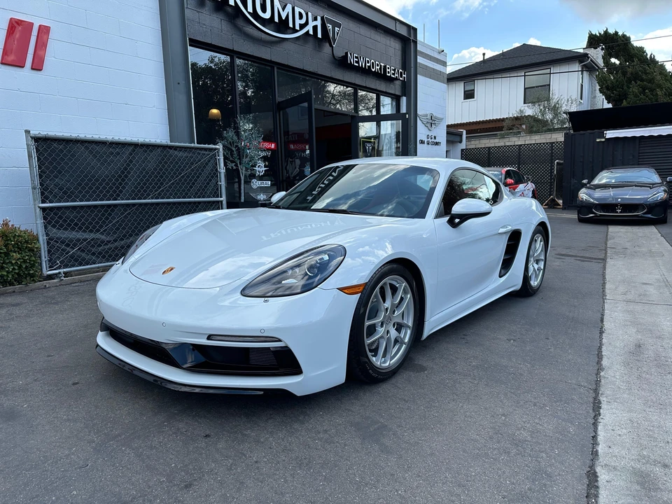 2022 Porsche 718 Cayman - Image 19 of 31