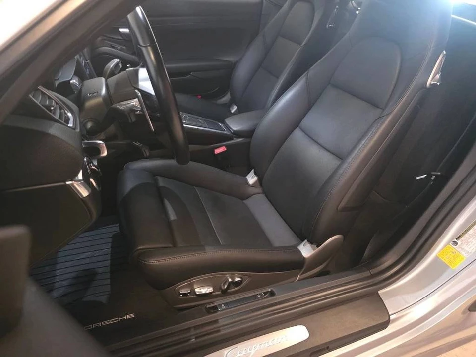 2022 Porsche 718 Cayman - Image 4 of 5