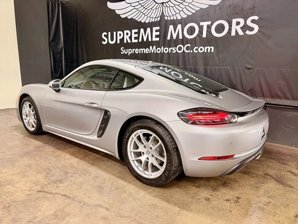 2022 Porsche 718 Cayman - Image 7 of 12