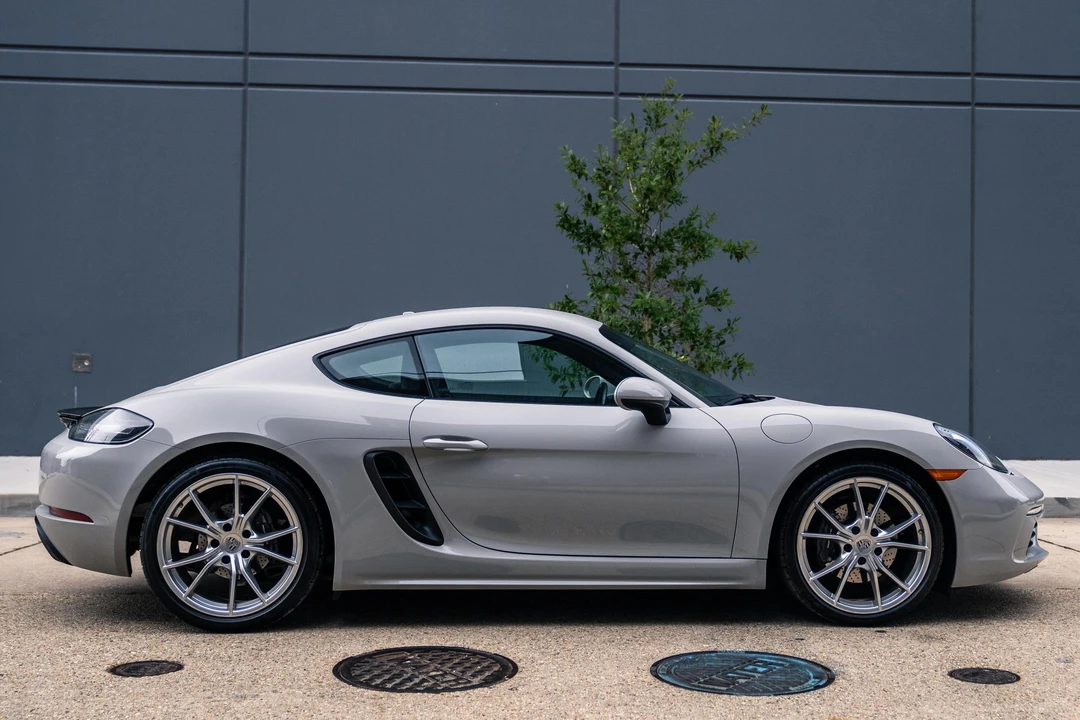 2022 Porsche 718 Cayman - Image 3 of 31
