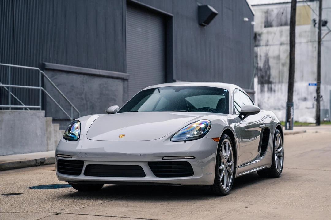 2022 Porsche 718 Cayman - Image 8 of 31