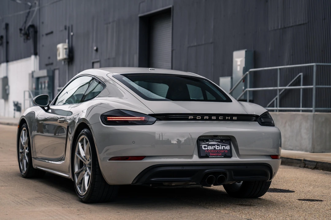2022 Porsche 718 Cayman - Image 18 of 31