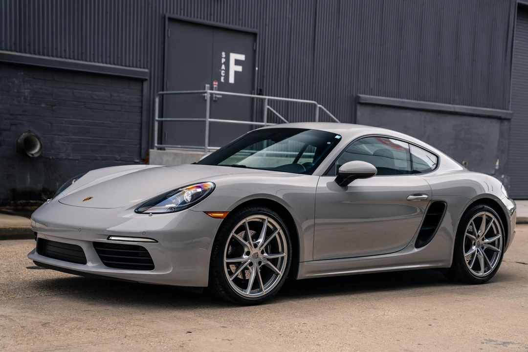 2022 Porsche 718 Cayman - Image 12 of 31