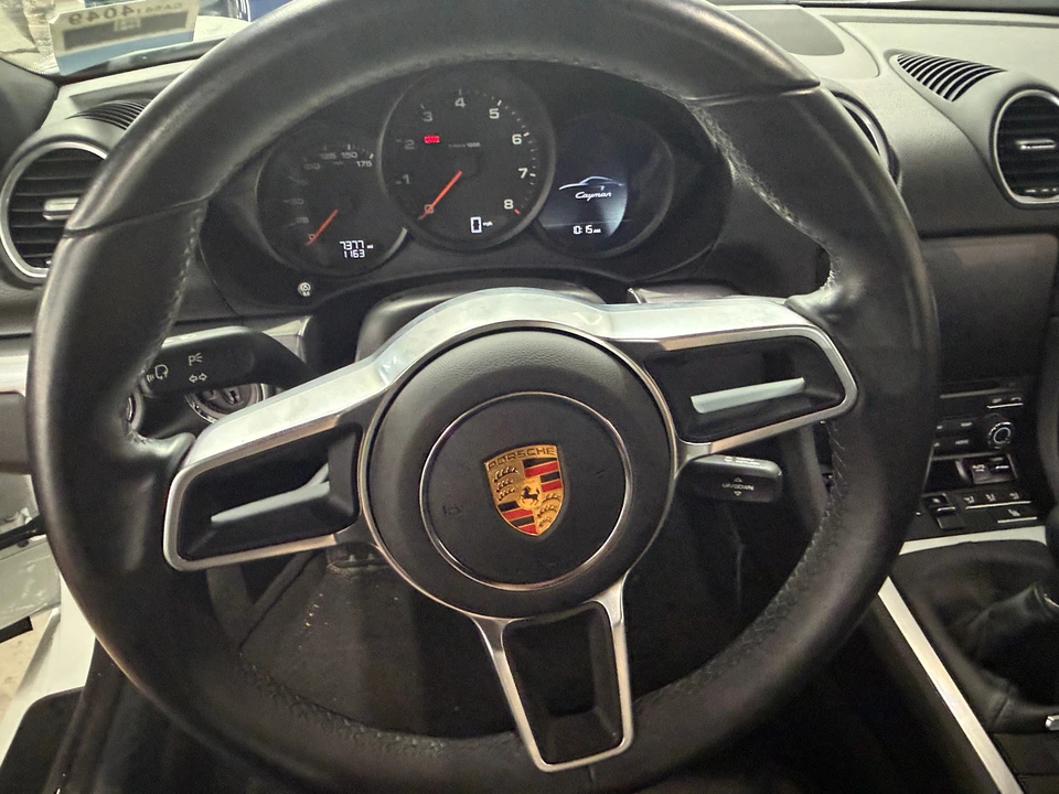 2022 Porsche 718 Cayman - Image 6 of 31