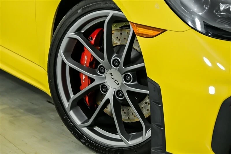 2022 Porsche 718 Cayman GT4 - Image 4 of 21