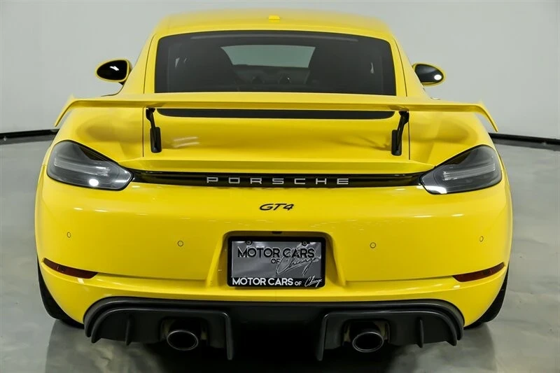 2022 Porsche 718 Cayman GT4 - Image 11 of 21
