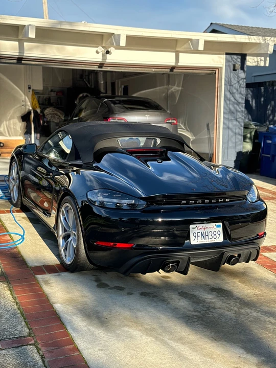2022 Porsche 718 Boxster Spyder - Image 2 of 11