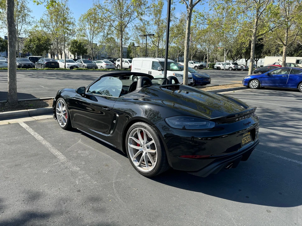 2022 Porsche 718 Boxster Spyder - Image 10 of 11
