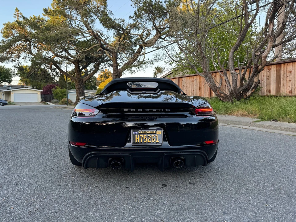 2022 Porsche 718 Boxster Spyder - Image 9 of 11