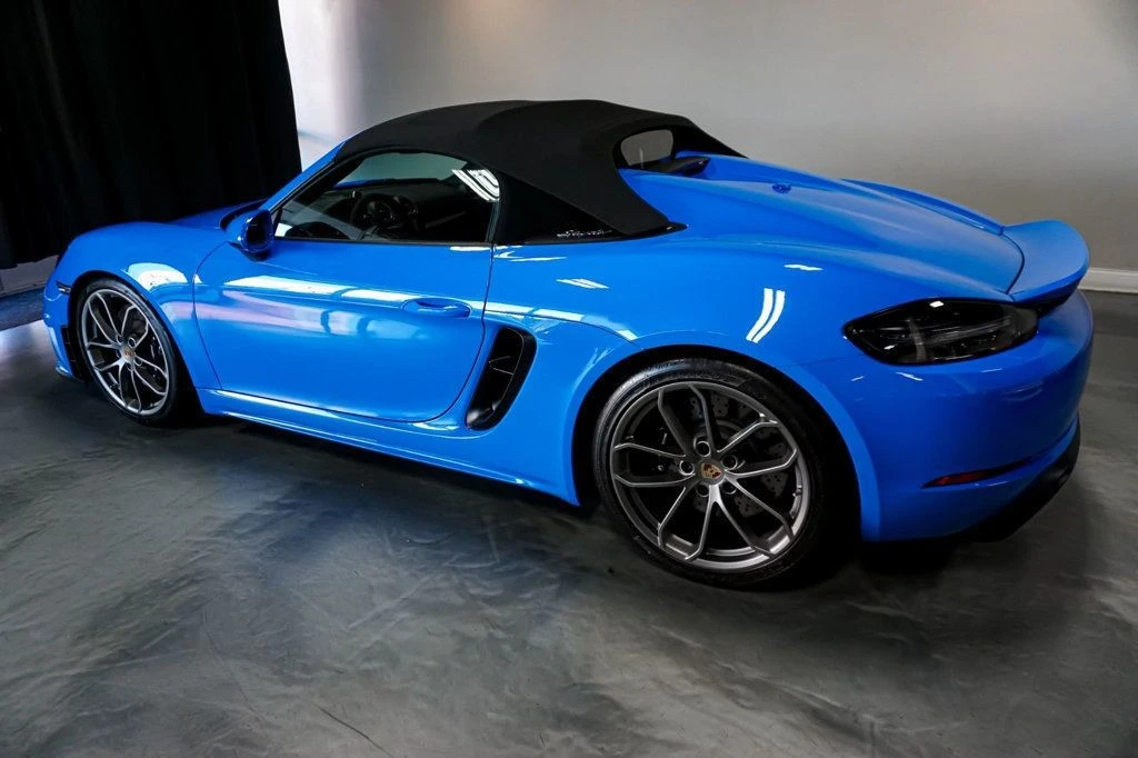 2022 Porsche 718 Boxster Spyder - Image 6 of 12