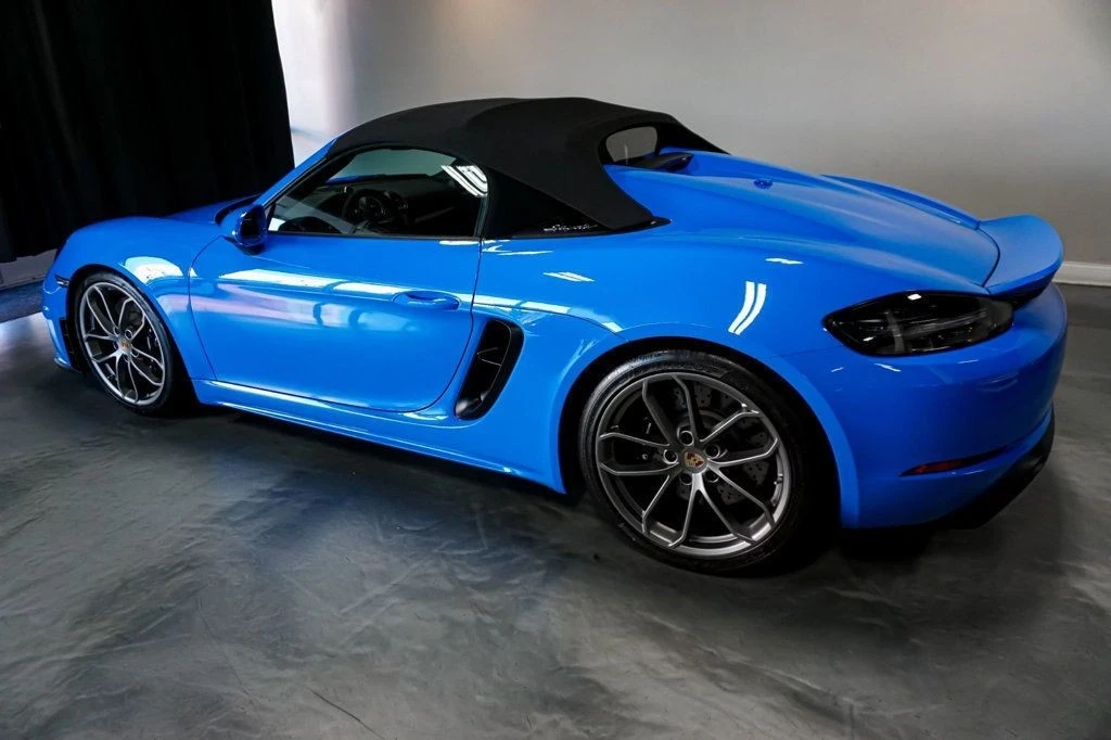 2022 Porsche 718 Boxster Spyder - Image 6 of 12