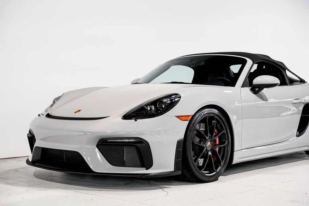 2022 Porsche 718 Boxster Spyder - Image 29 of 31