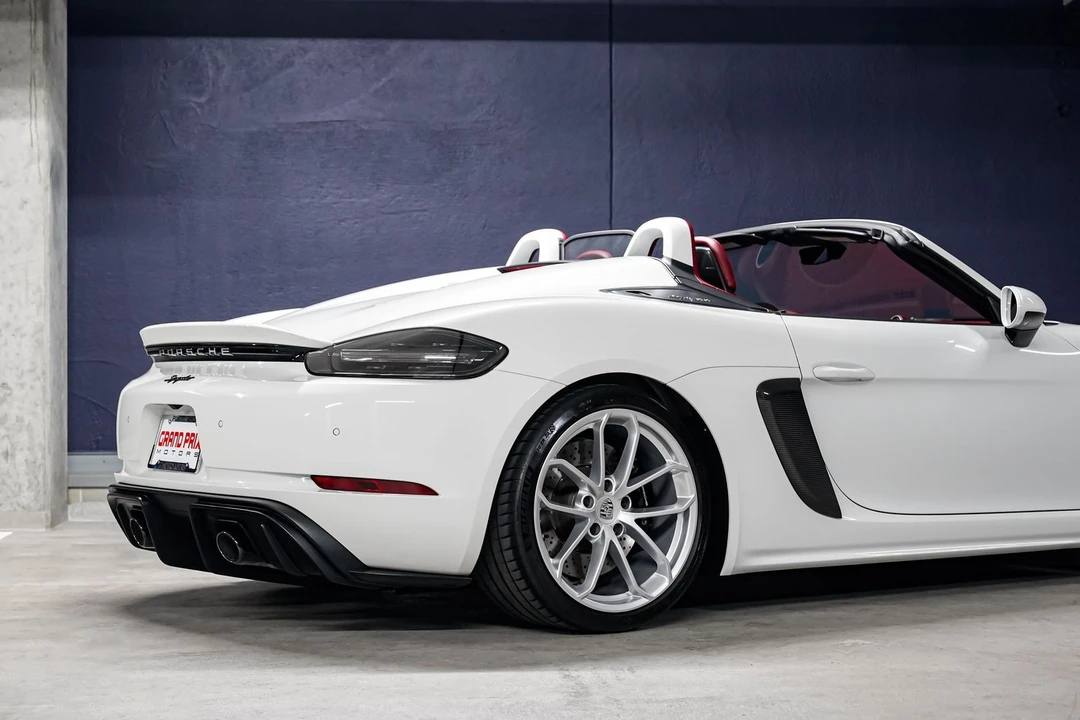 2022 Porsche - Image 31 of 31