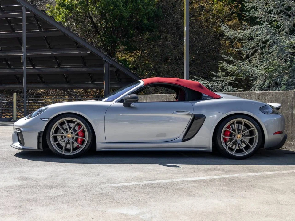 2022 Porsche 718 Boxster Spyder - Image 2 of 5