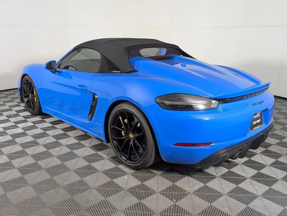 2022 Porsche 718 Boxster Spyder - Image 3 of 5
