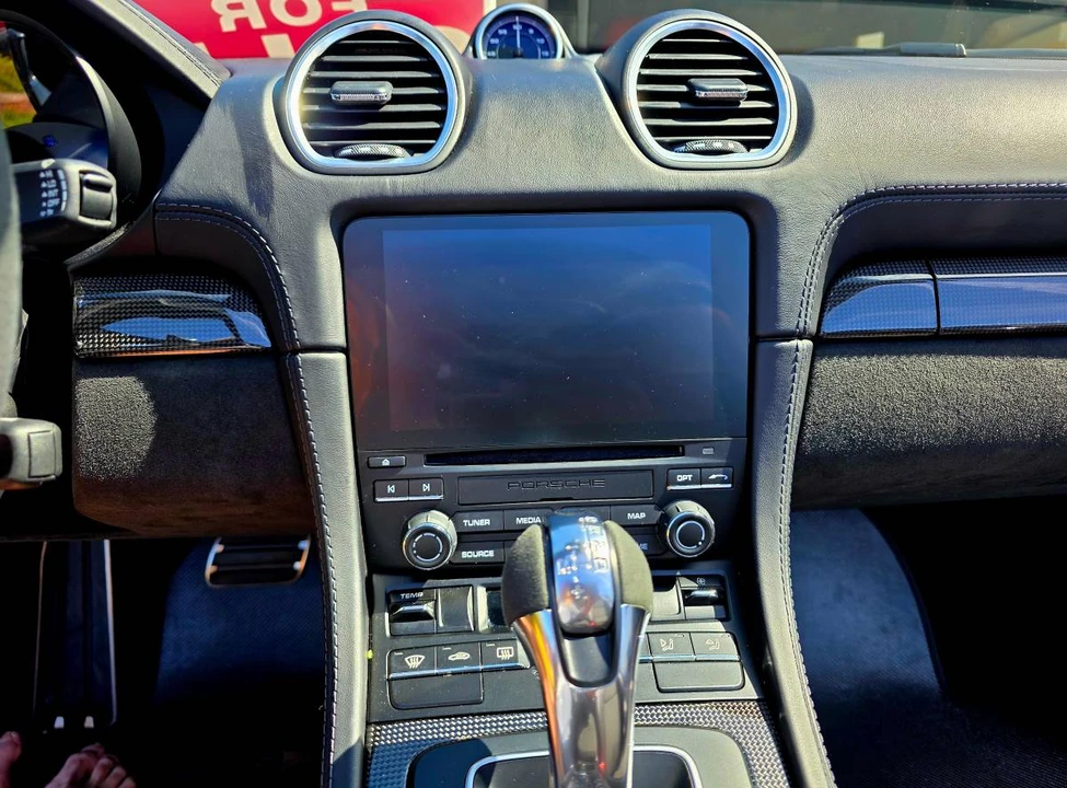 2022 Porsche 718 Boxster Spyder - Image 12 of 22