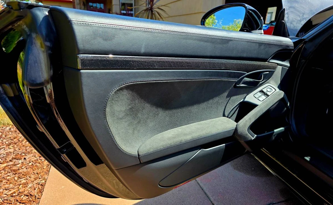 2022 Porsche 718 Boxster Spyder - Image 18 of 22