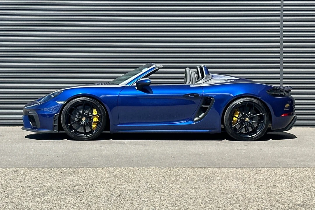 2022 Porsche 718 Boxster Spyder - Image 2 of 21