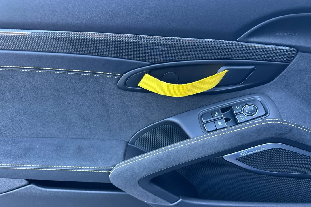 2022 Porsche 718 Boxster Spyder - Image 13 of 21