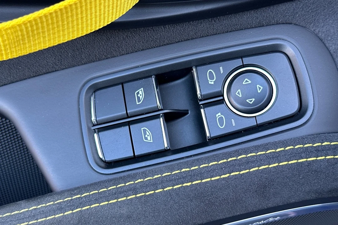 2022 Porsche 718 Boxster Spyder - Image 14 of 21