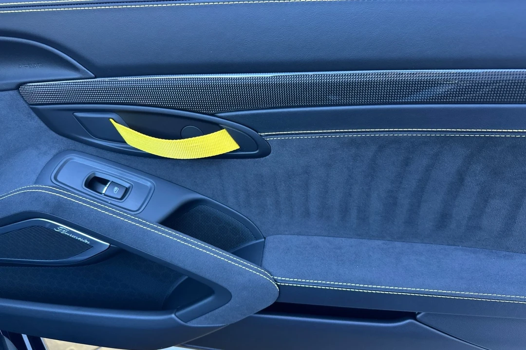 2022 Porsche 718 Boxster Spyder - Image 19 of 21
