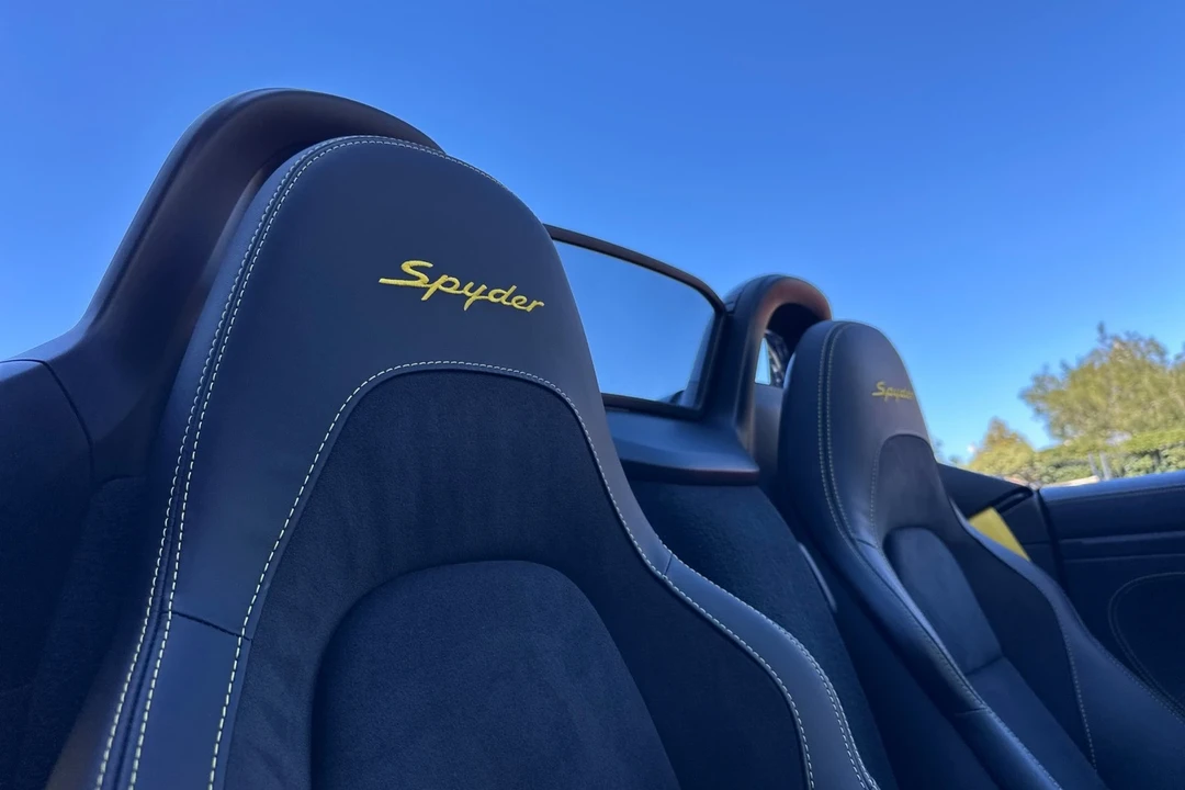 2022 Porsche 718 Boxster Spyder - Image 18 of 21