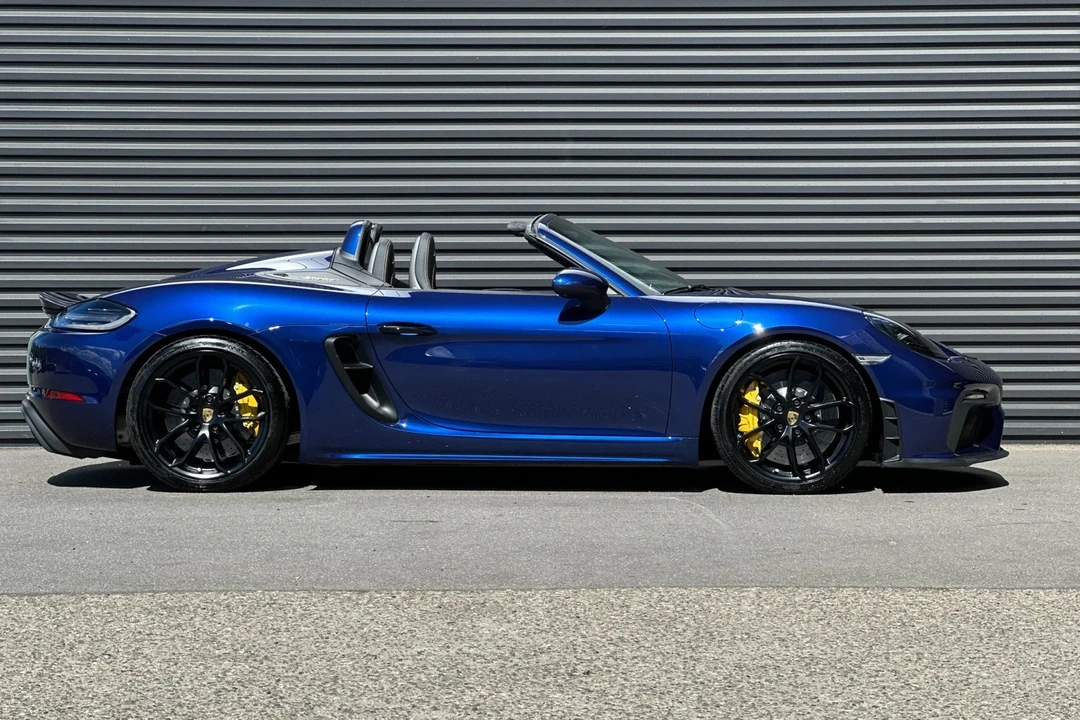 2022 Porsche 718 Boxster Spyder - Image 9 of 21