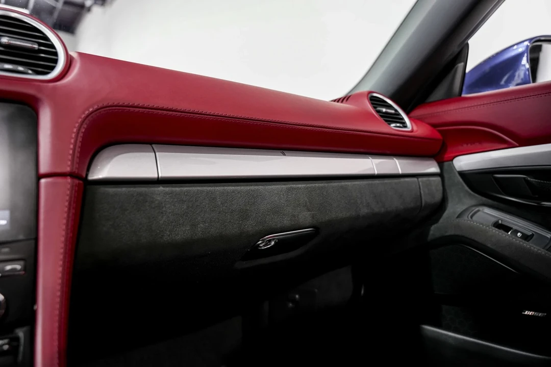 2022 Porsche 718 Boxster Spyder - Image 16 of 21