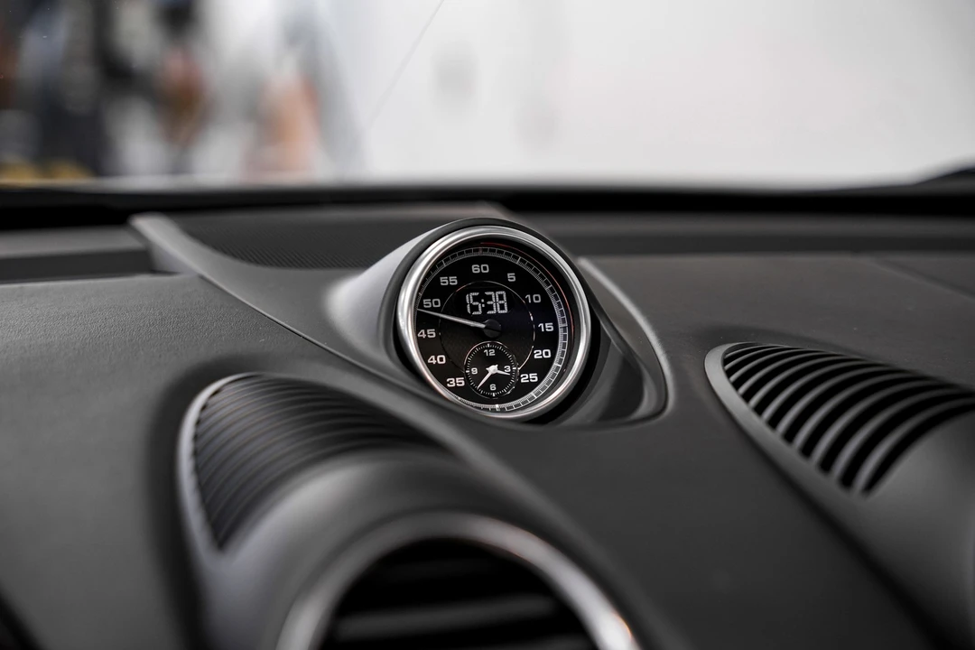 2022 Porsche 718 Boxster Spyder - Image 12 of 21