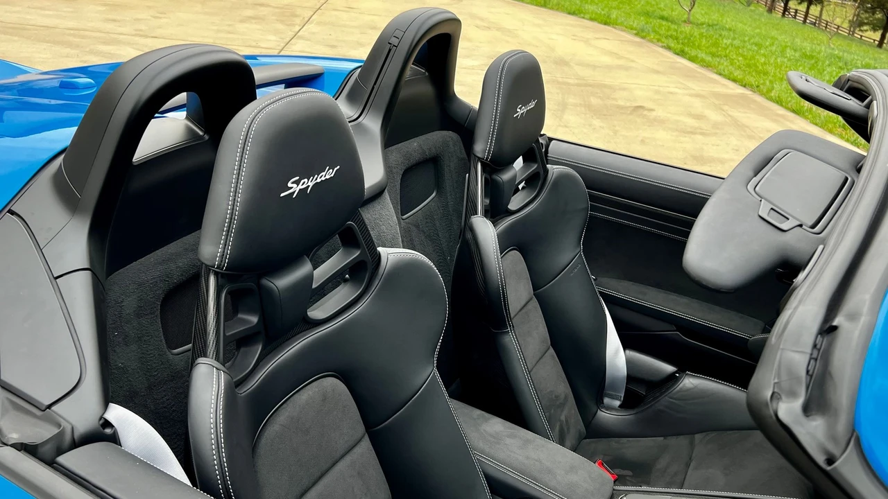 2022 Porsche 718 Boxster Spyder - Image 3 of 31