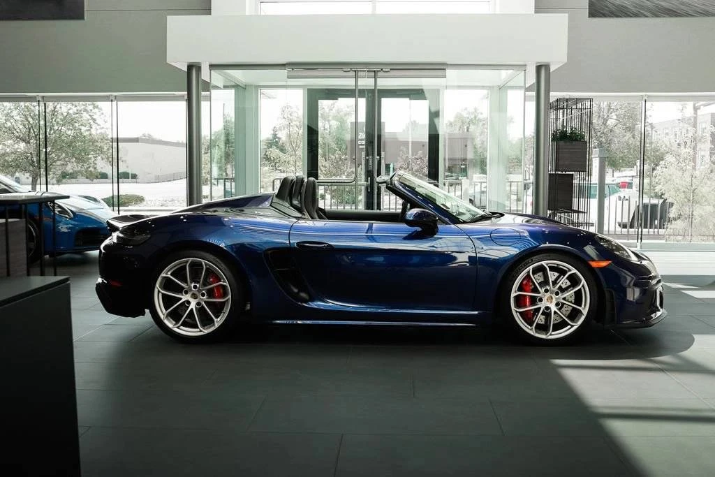 2022 Porsche 718 Boxster Spyder - Image 2 of 5