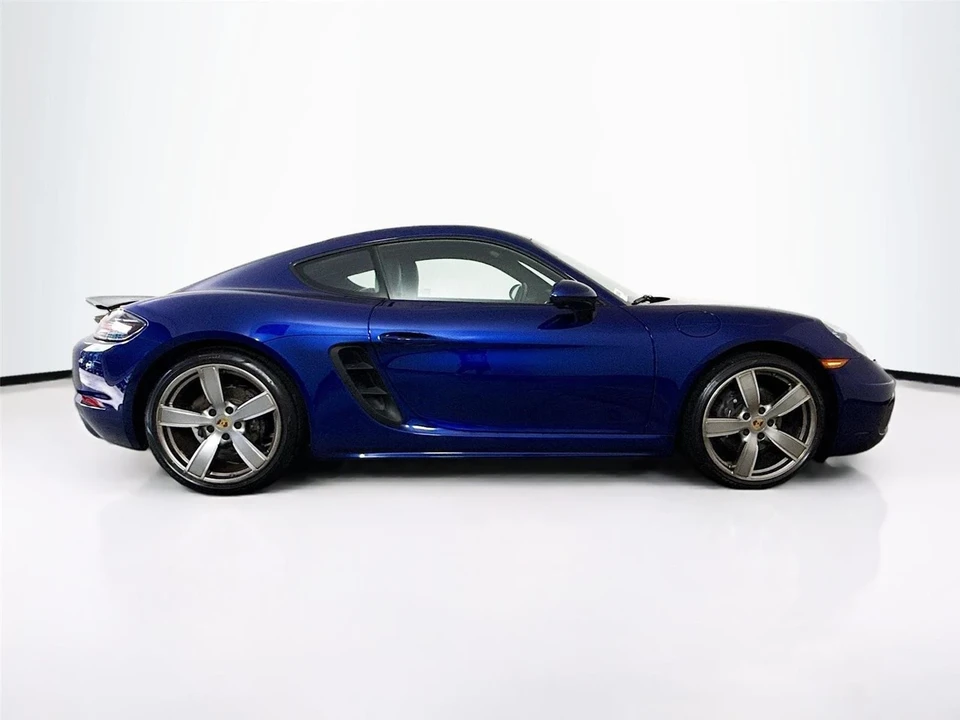 2022 Porsche 718 Boxster - Image 8 of 12