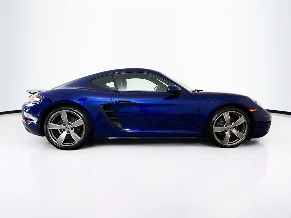 2022 Porsche 718 Cayman - Image 8 of 21