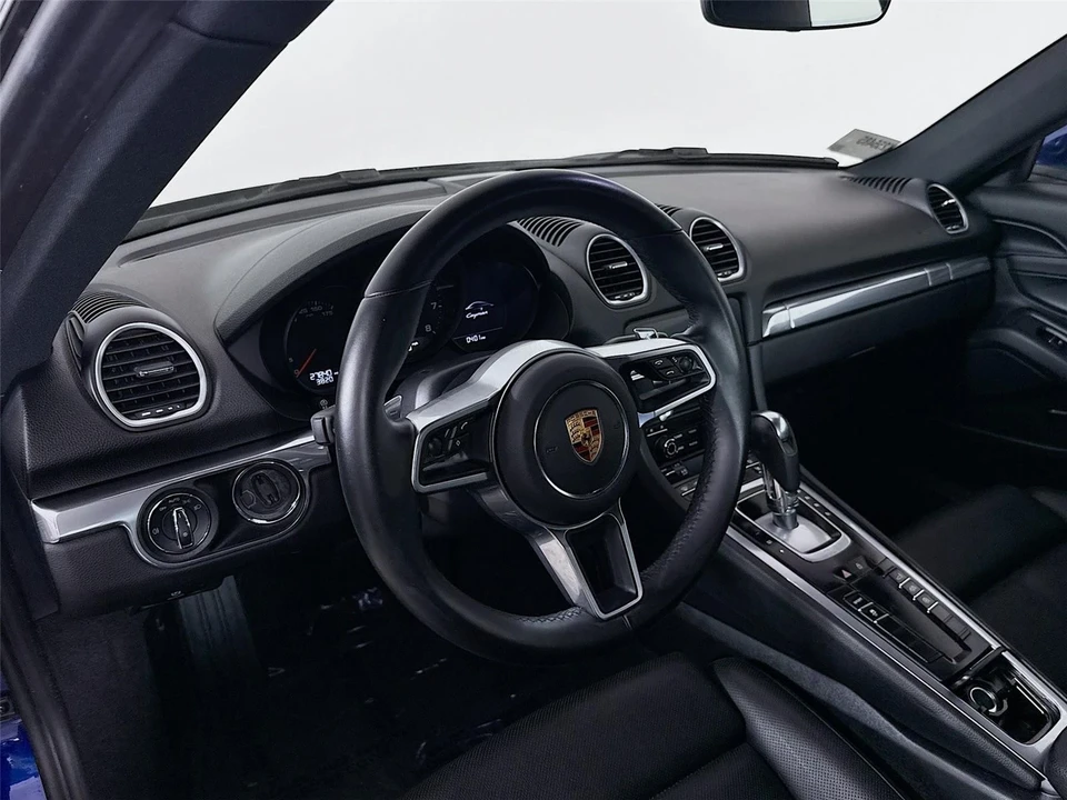 2022 Porsche 718 Boxster - Image 9 of 12