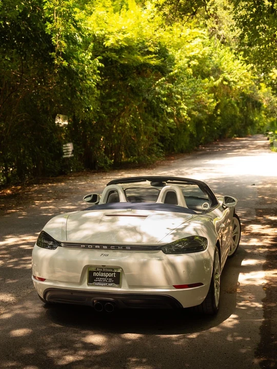 2022 Porsche 718 Boxster - Image 12 of 21