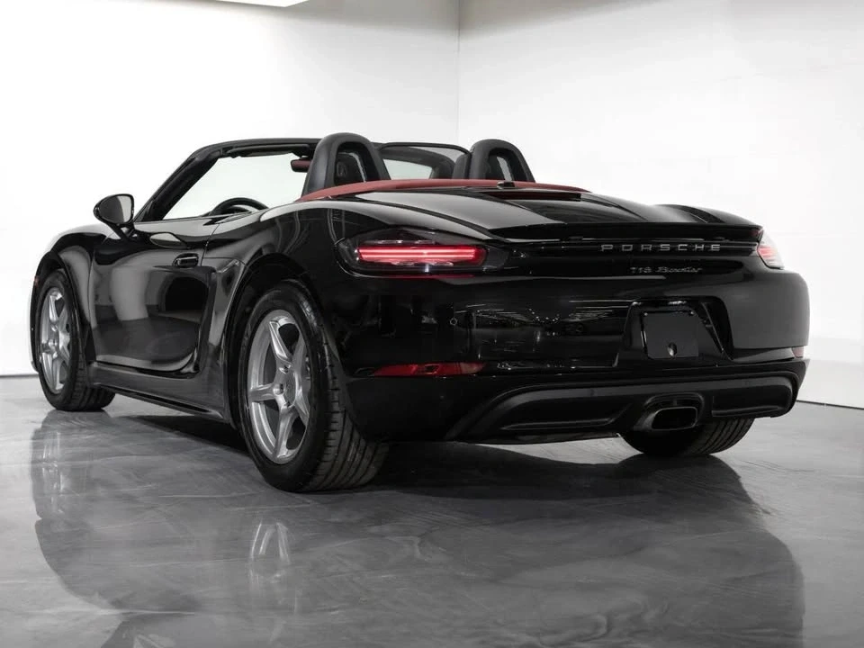 2022 Porsche 718 Boxster - Image 8 of 20