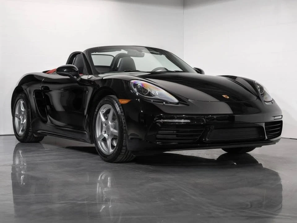 2022 Porsche 718 Boxster - Image 14 of 20